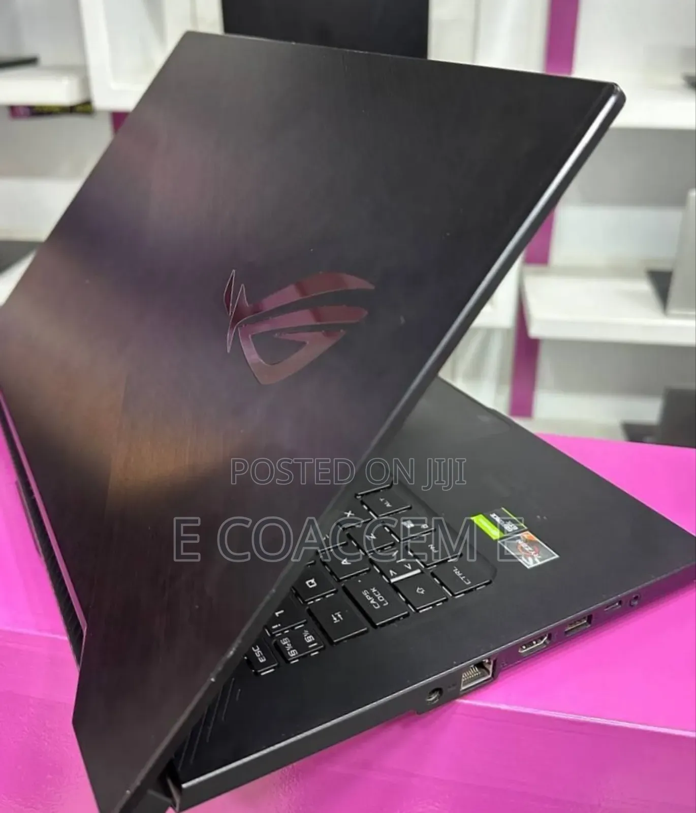 New Laptop Asus 16GB AMD Ryzen 7 SSD 512GB