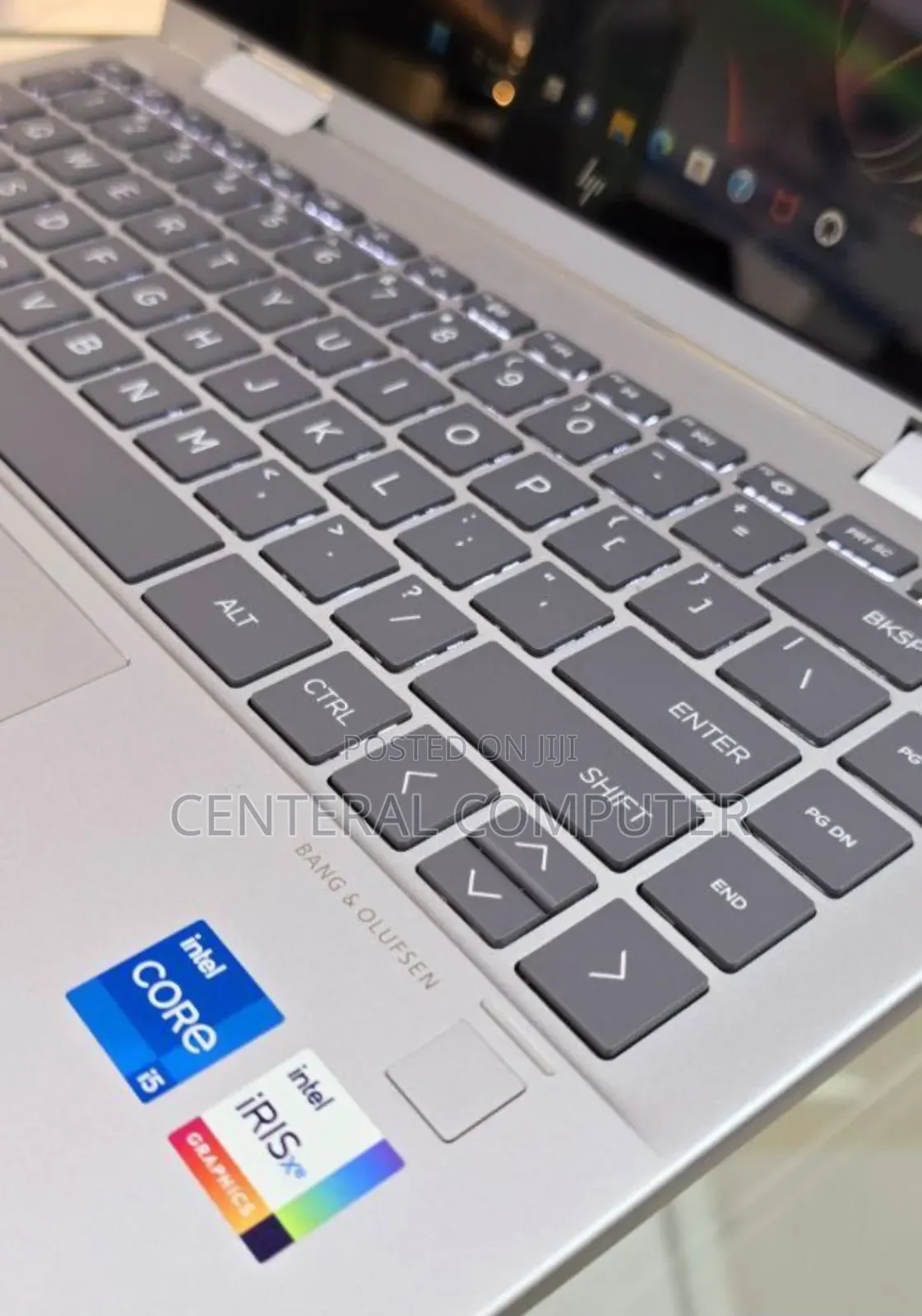 New Laptop HP 14-Dq1088wm 8GB Intel Core I7 SSD 512GB