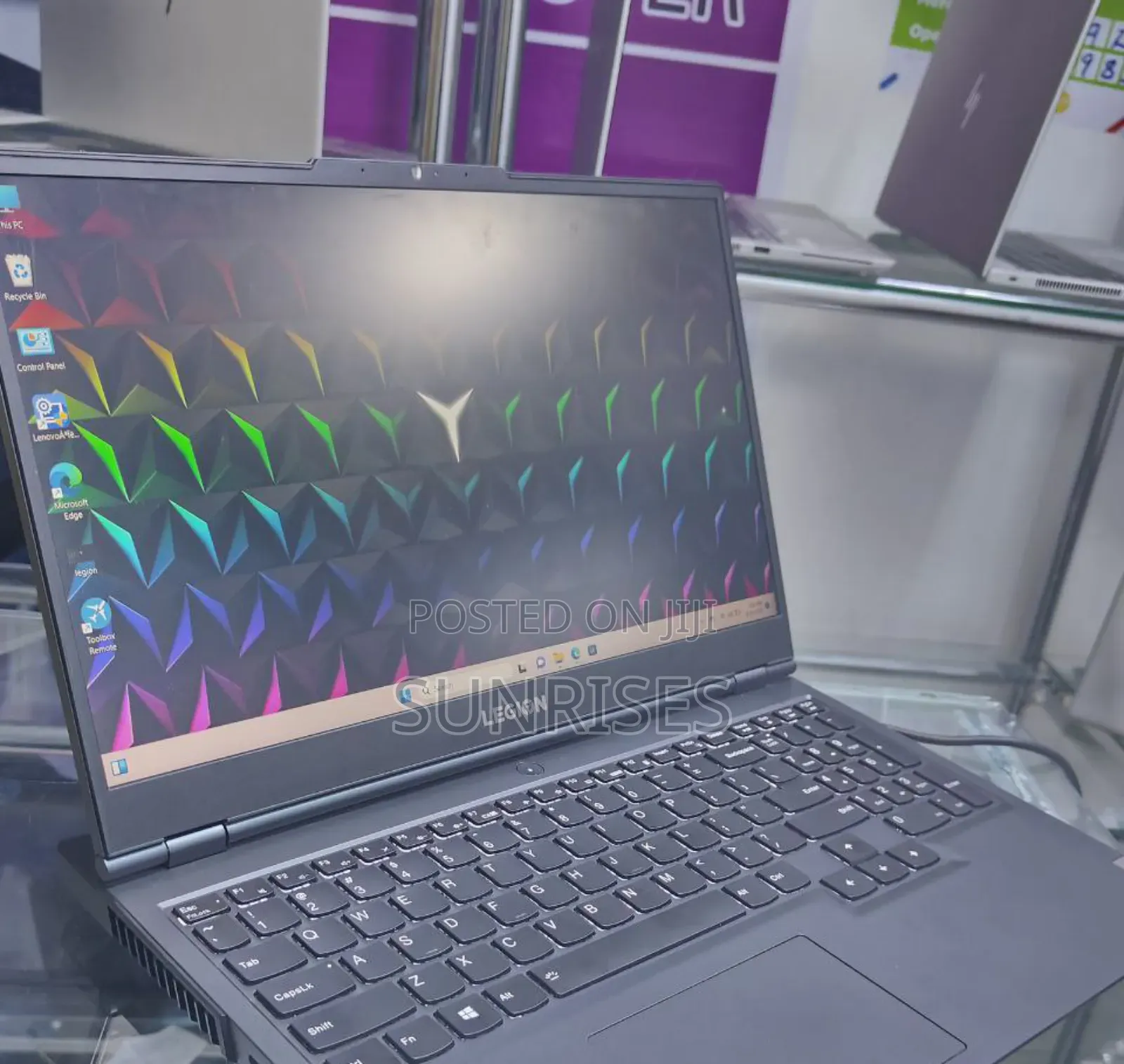 New Laptop Lenovo Legion 5 16GB AMD Ryzen 7 SSD 512GB