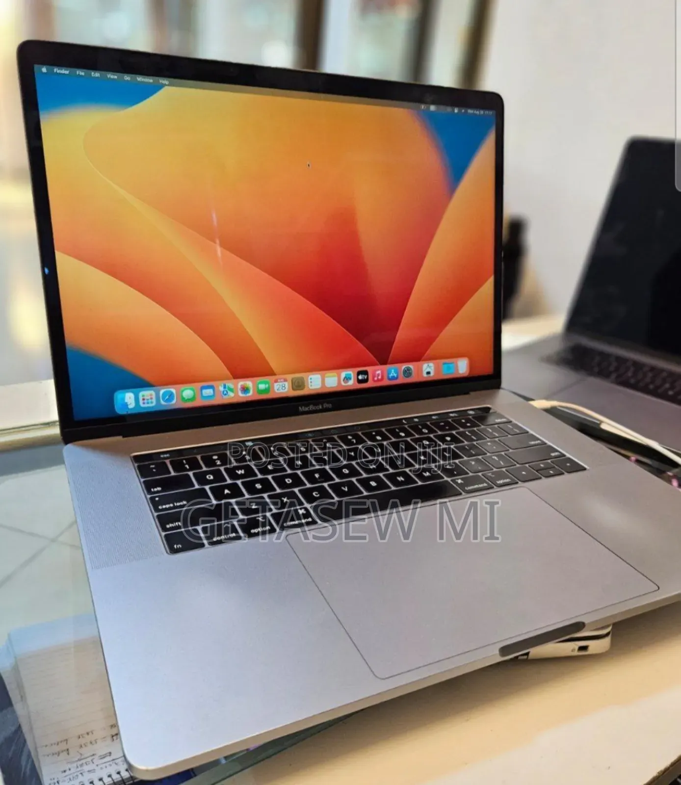 New Laptop Apple MacBook 2018 32GB Intel Core I9 SSD 1T