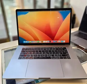 New Laptop Apple MacBook 2018 32GB Intel Core I9 SSD 1T