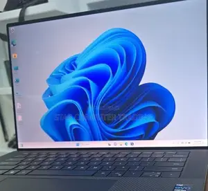 New Laptop Dell XPS 15 32GB Intel Core I7 SSD 1T