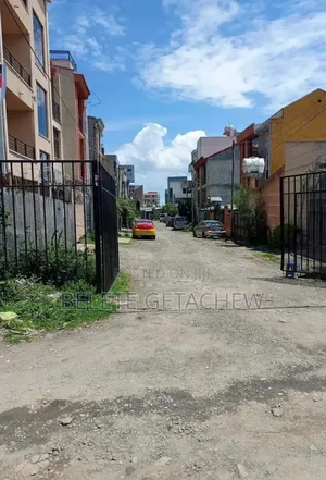 5bdrm House in Ayat G+2+Terrace, Bole for sale