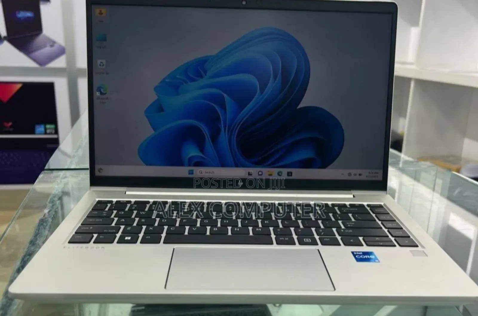New Laptop HP EliteBook 840 G9 16GB Intel Core I7 SSD 1T