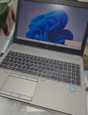 New Laptop HP ZBook 14 32GB Intel Core I7 SSD 512GB