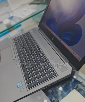 New Laptop HP ZBook 14 32GB Intel Core I7 SSD 512GB