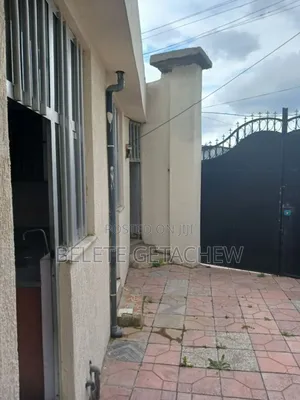 Photo - 3bdrm House in Semit G+1,, Bole for sale