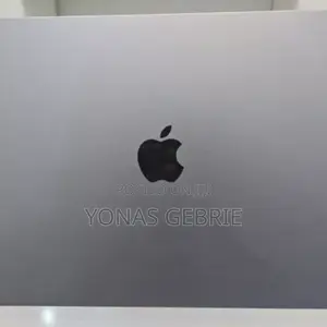 Photo - New Laptop Apple MacBook Air 2022 M2 8GB Apple M2 SSD 256GB