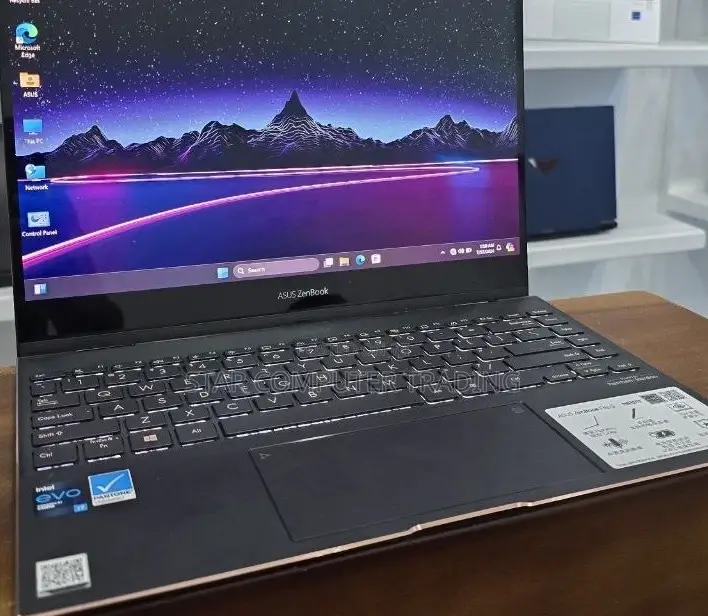 New Laptop Asus ZenBook Flip UX360UA 16GB Intel Core I7 SSD 1T