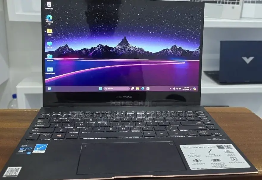 New Laptop Asus ZenBook Flip UX360UA 16GB Intel Core I7 SSD 1T