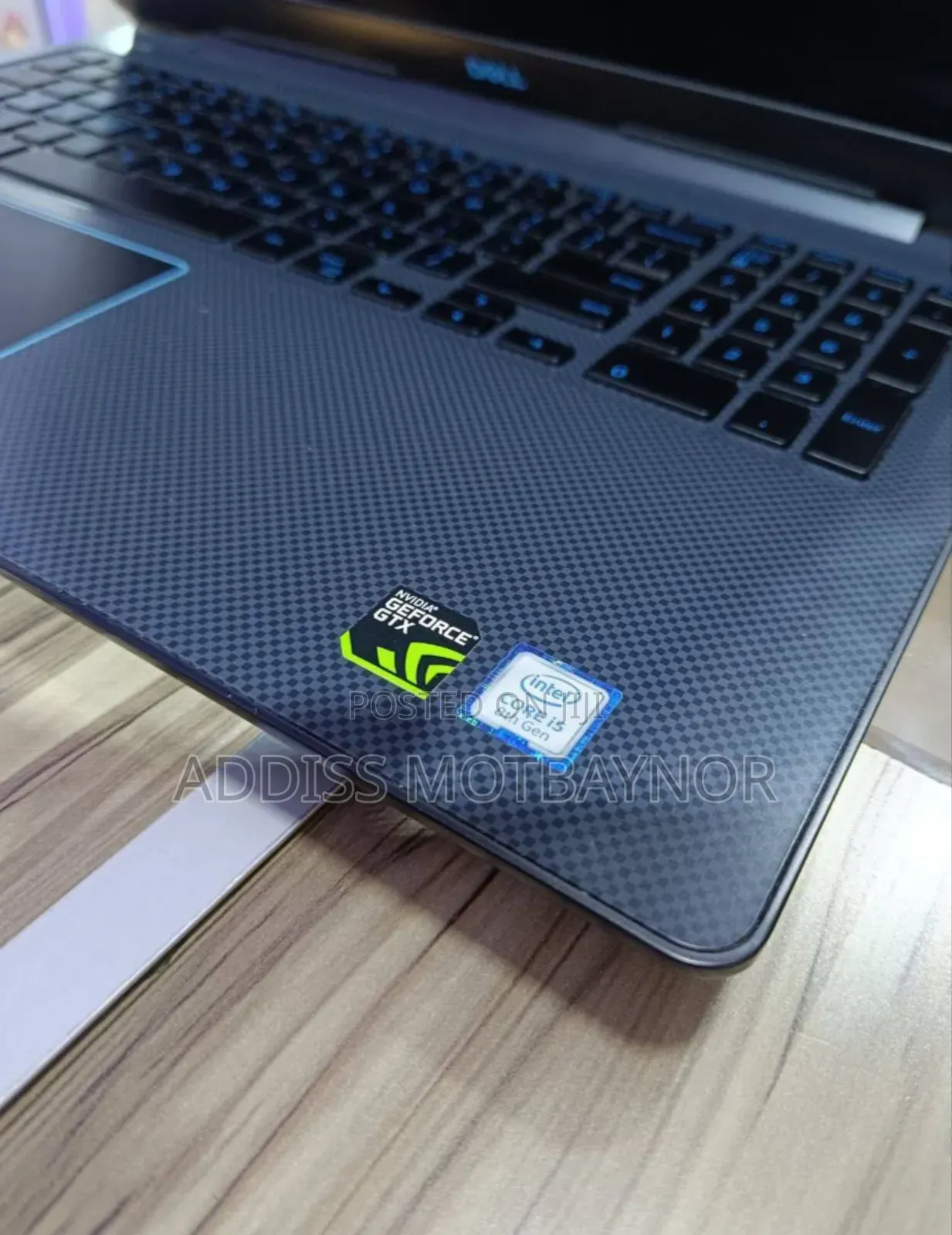 New Laptop Dell XPS 15 16GB Intel Core I7 SSD 512GB