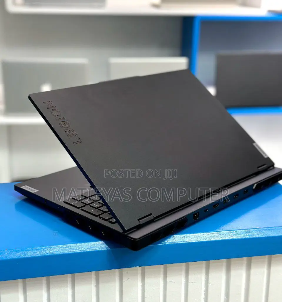 New Laptop Lenovo Legion 7 64GB AMD Ryzen 9 SSD 4T