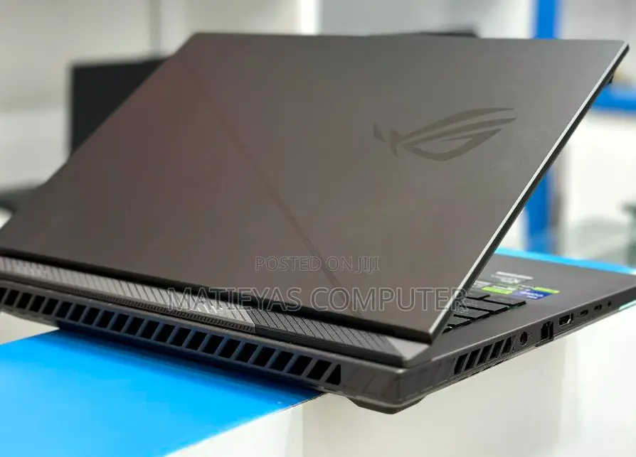New Laptop Asus ROG Strix G16 G614 32GB Intel Core I9 SSD 1T