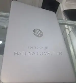 Photo - Laptop HP EliteBook 820 G3 8GB Intel Core I7 SSD 500GB