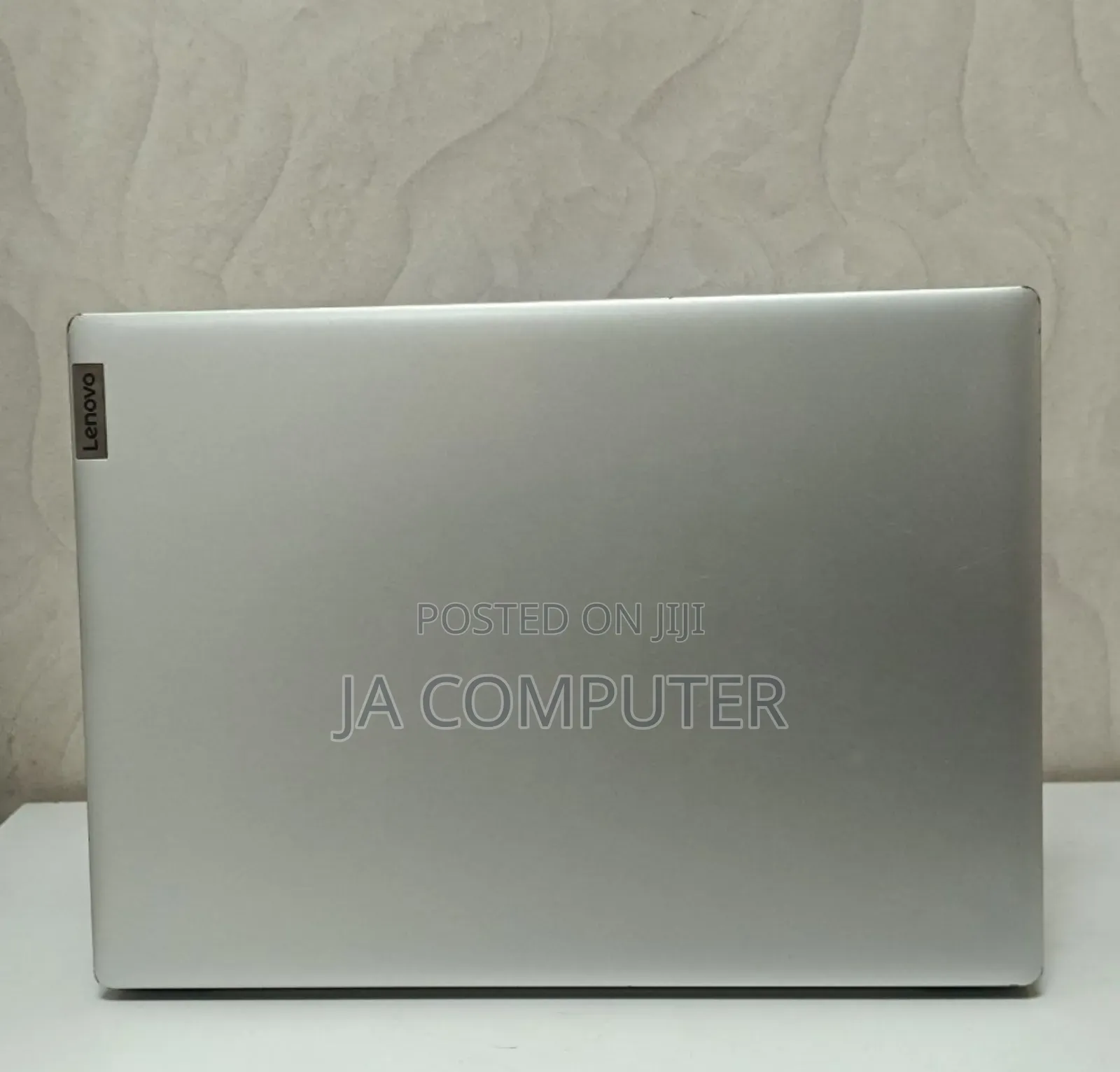 New Laptop Lenovo Ideapad 3 4GB AMD SSD 256GB