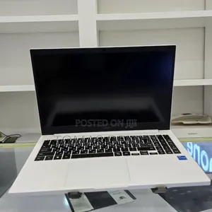 New Laptop Samsung Galaxy Book 2 8GB Intel Core I5 HDD+SSD 1T