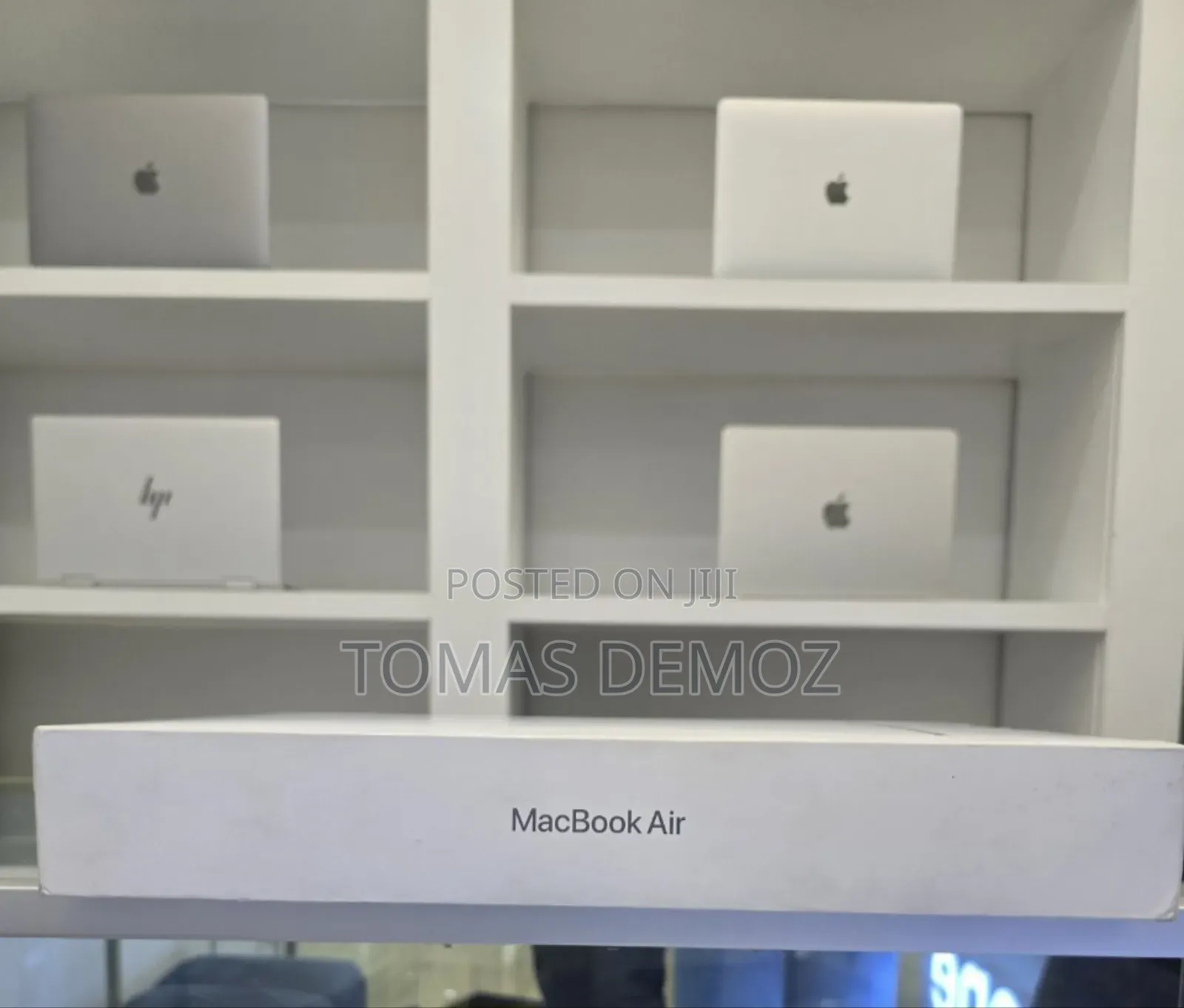 New Laptop Apple MacBook Air 2024 M3 15-Inch 8GB Apple M3 SSD 256GB