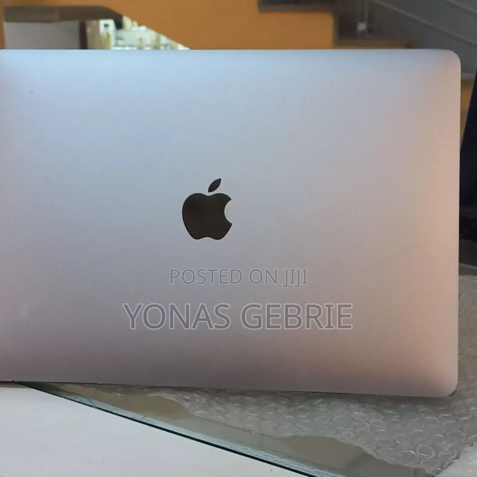 New Laptop Apple MacBook Air 2020 M1 8GB Intel Core 2 Quad SSD 128GB