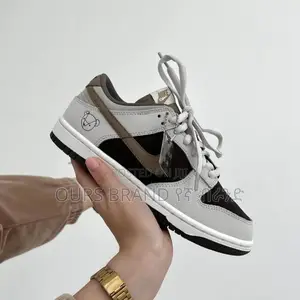 Photo - Nike Dunk High Master Quality Luxury Sneakers Shoes