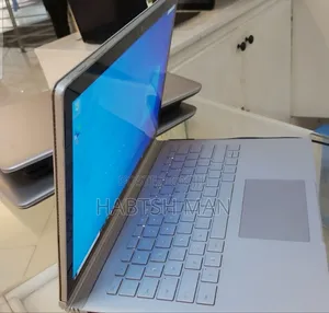 New Laptop Microsoft Surface Book 8GB Intel Core I5 SSD 256GB