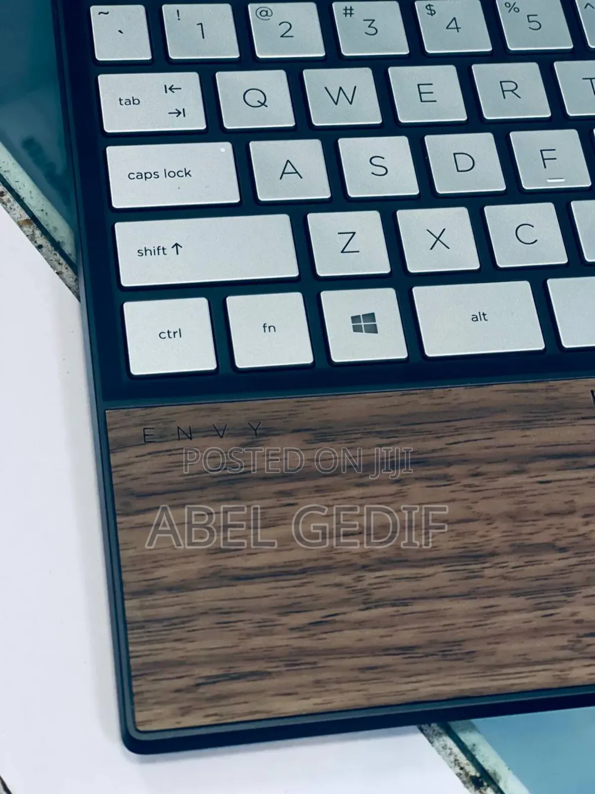 New Laptop HP Envy 14 8GB Intel Core I5 SSD 512GB