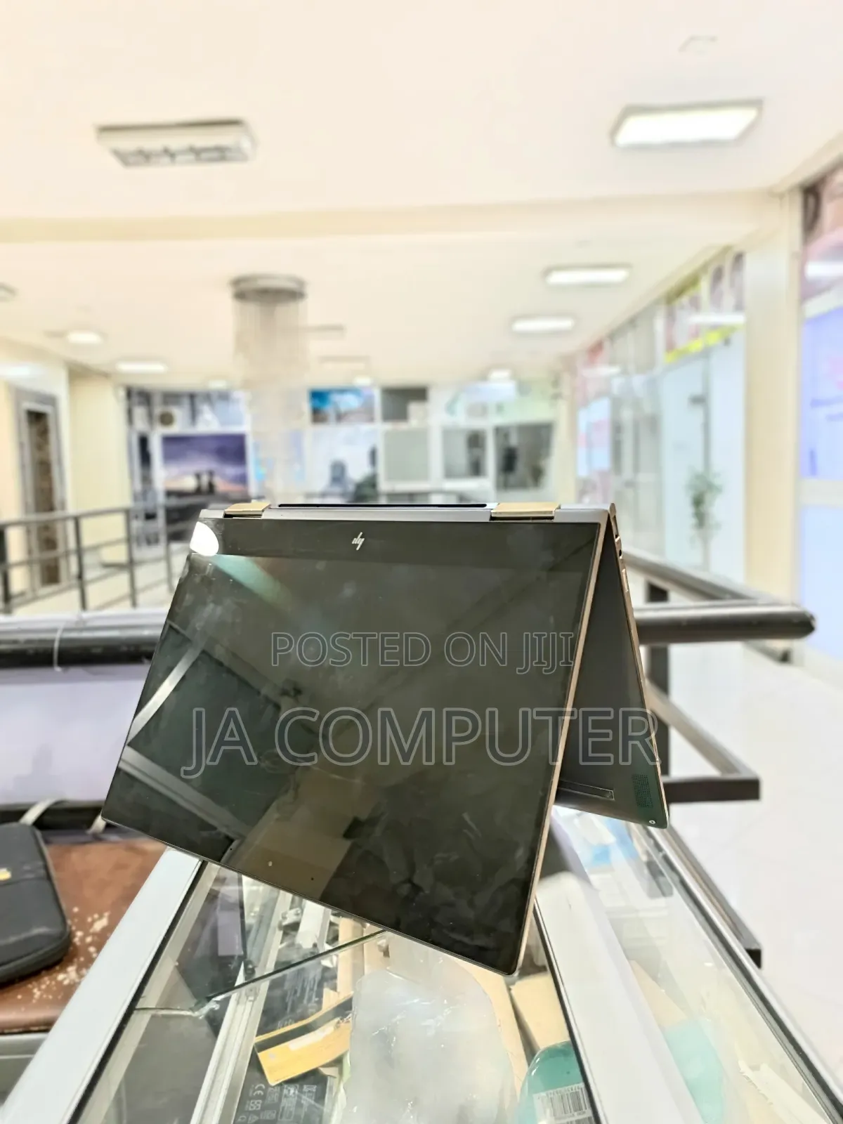 New Laptop HP Spectre 16GB Intel Core I7 SSD 512GB