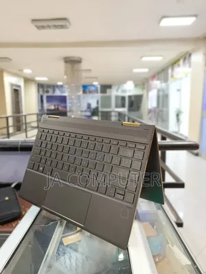 New Laptop HP Spectre 16GB Intel Core I7 SSD 512GB