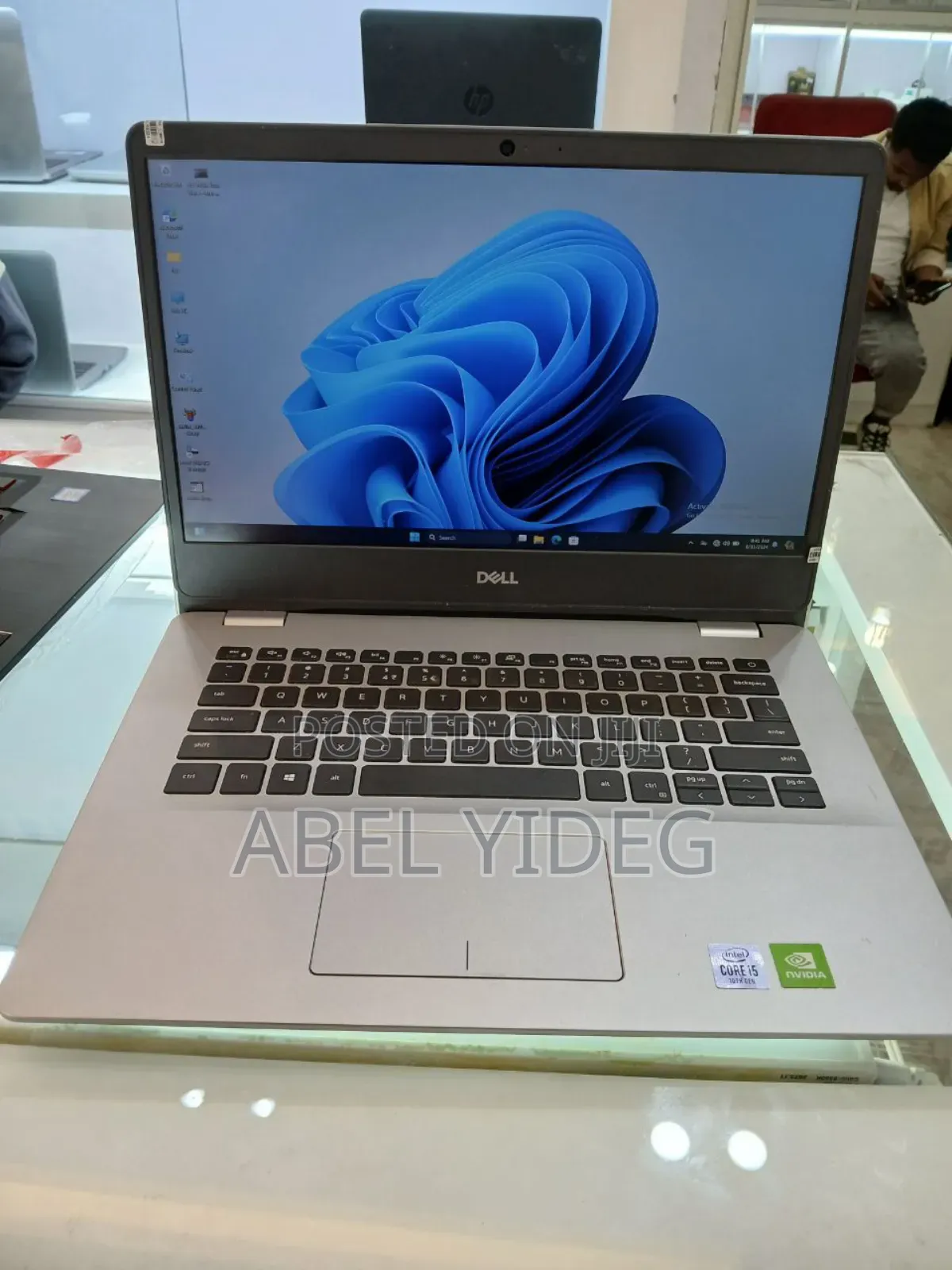 New Laptop Dell 8GB Intel Core I5 SSD 512GB