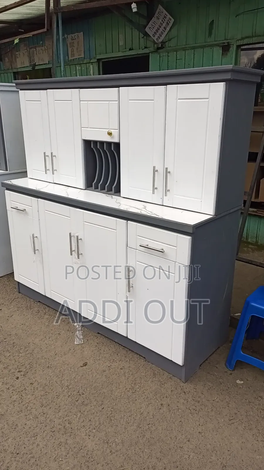 1.60 ኪችን/Kitchen Cabinet