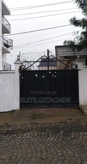 3bdrm Villa in Goro , Villa House, Bole for sale