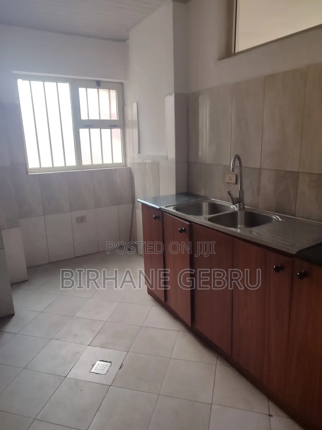 3bedroom Luxury Apartiment Rent