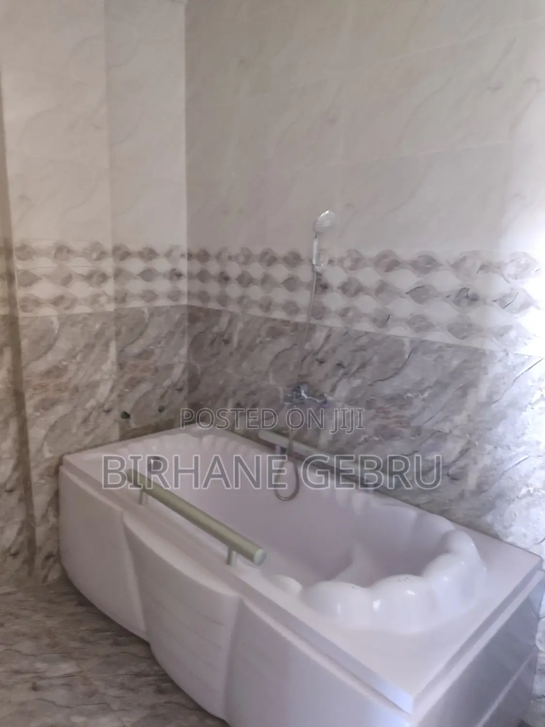 7bdrm House in G+2 House, Bole for rent