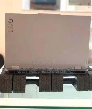 New Laptop Lenovo LOQ 15IRH8 12GB Intel Core I5 SSD 512GB