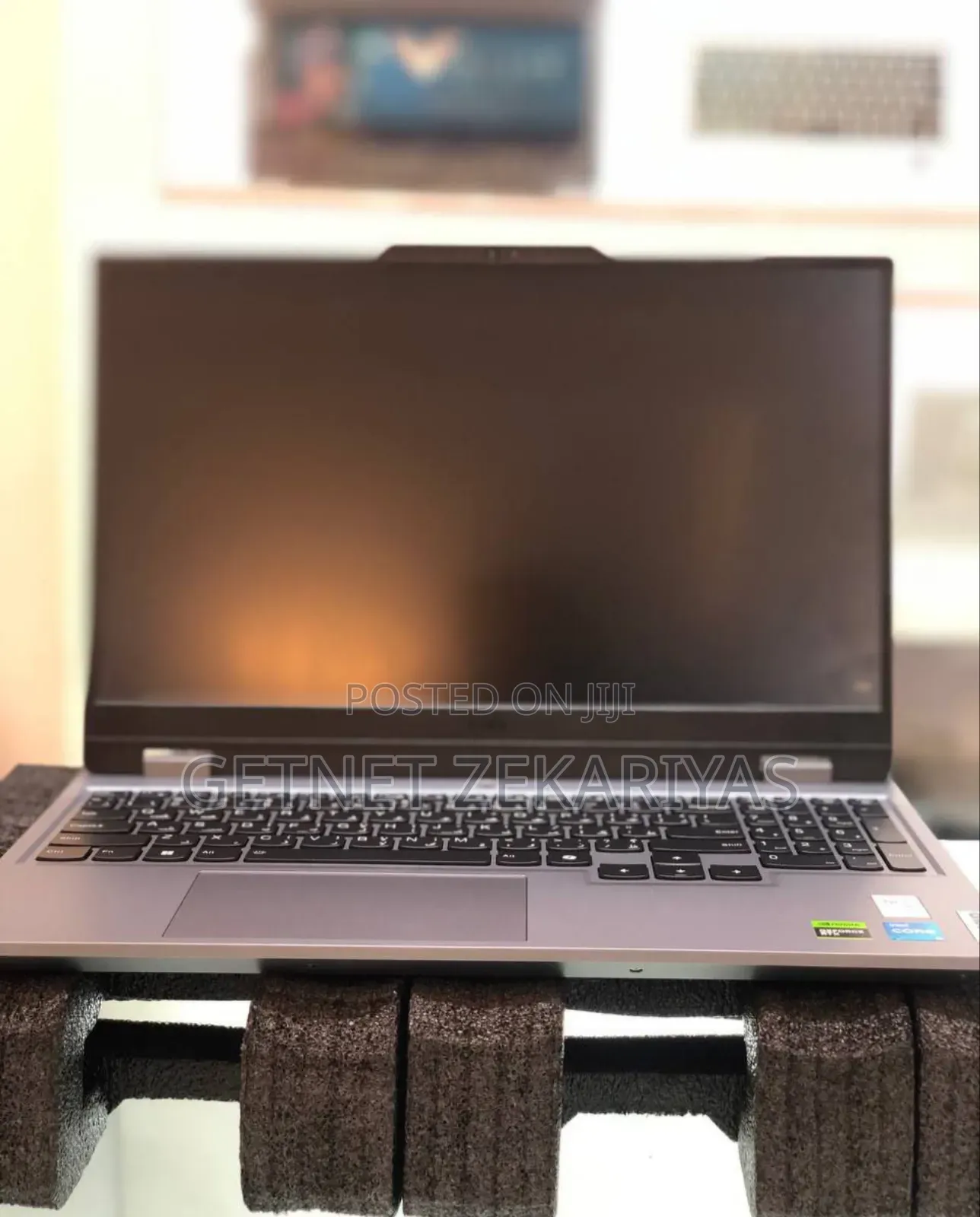 New Laptop Lenovo LOQ 15IRH8 12GB Intel Core I5 SSD 512GB