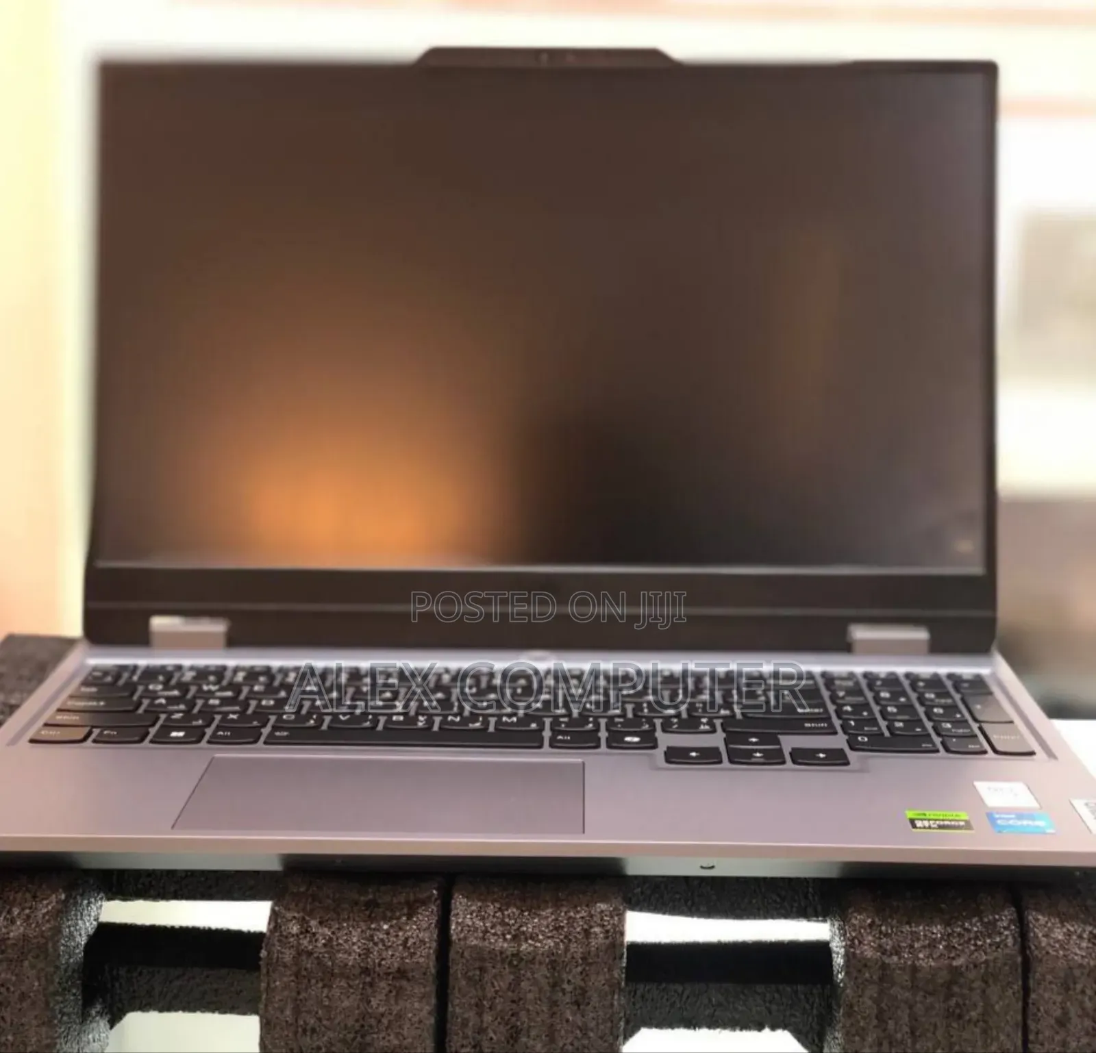 New Laptop Lenovo LOQ 15IRH8 16GB Intel Core I5 SSD 512GB