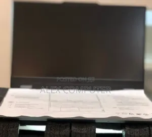 New Laptop Lenovo LOQ 15IRH8 16GB Intel Core I5 SSD 512GB