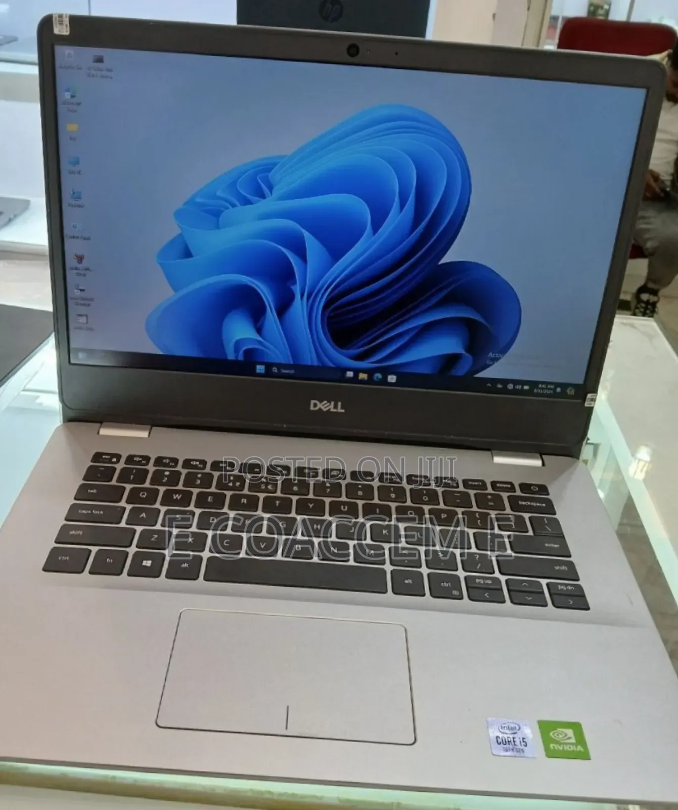 New Laptop Dell 8GB Intel Core I5 SSD 512GB