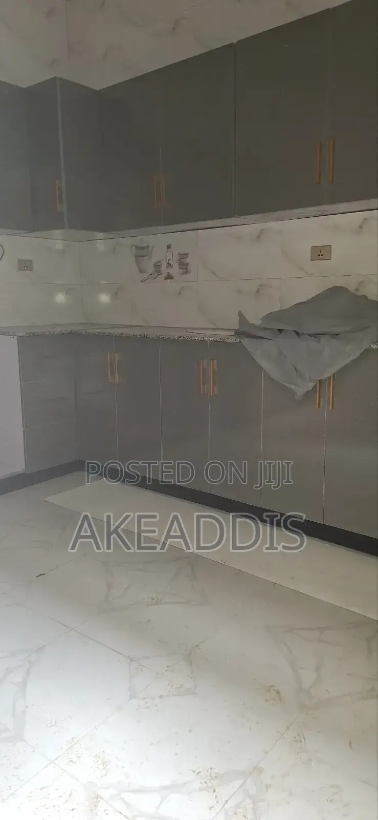 Furnished 3bdrm Villa in Bole Ayat for sale