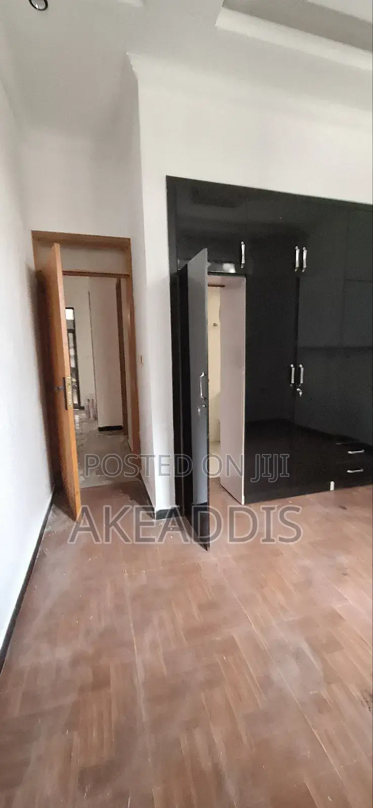 Furnished 3bdrm Villa in Bole Ayat for sale