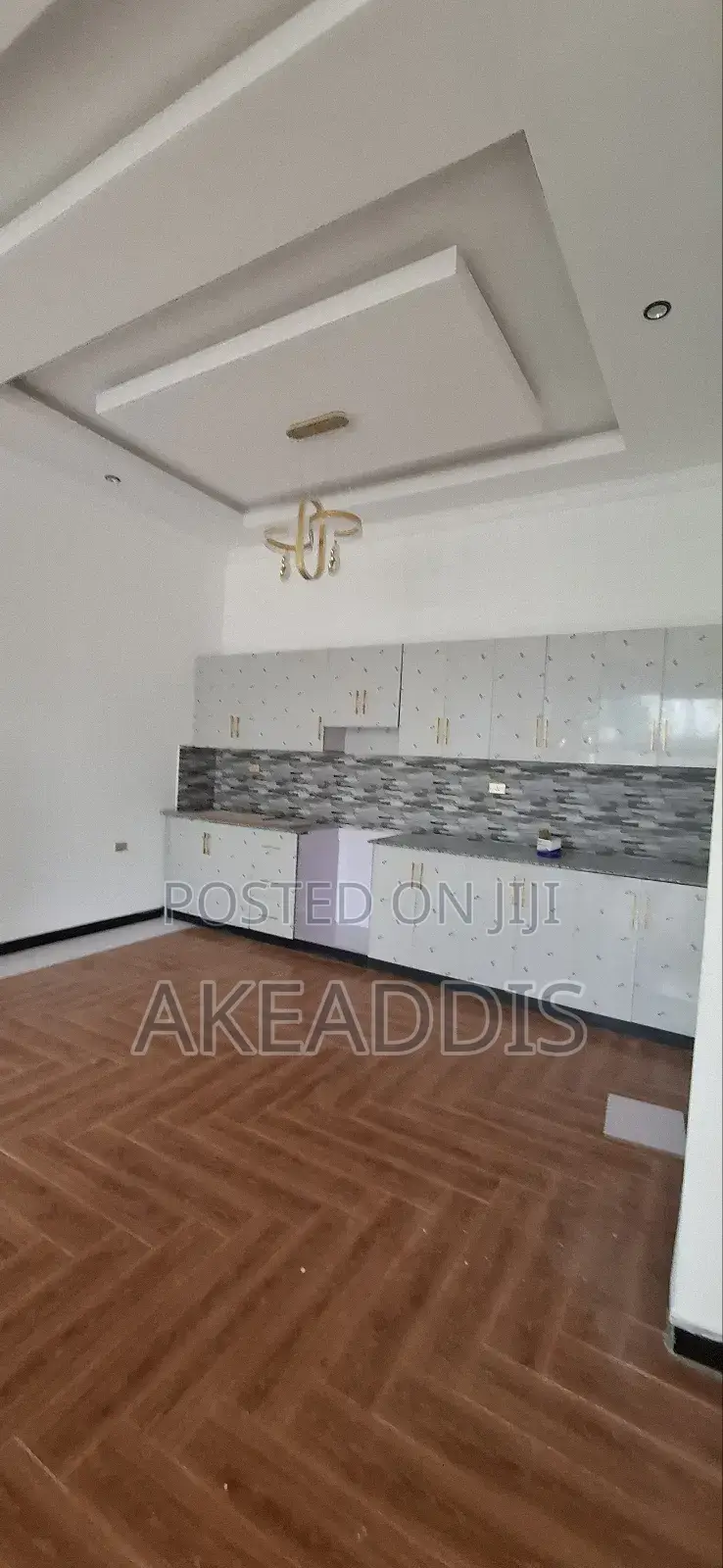 Furnished 3bdrm Villa in Bole Ayat for sale