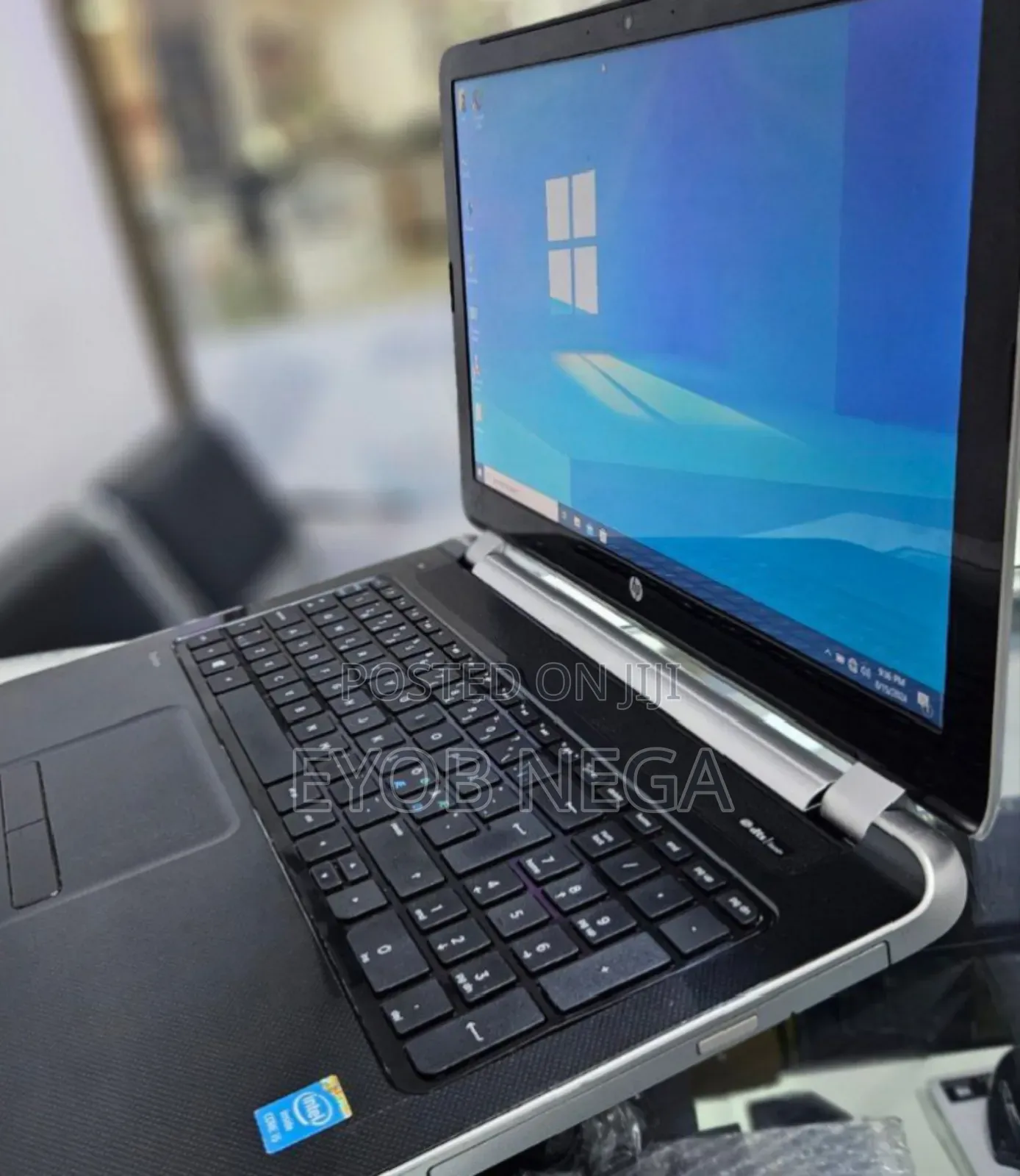 New Laptop HP Pavilion 15 8GB Intel Core I5 HDD 1T