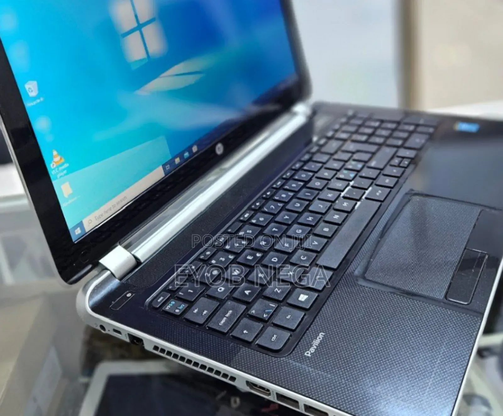 New Laptop HP Pavilion 15 8GB Intel Core I5 HDD 1T