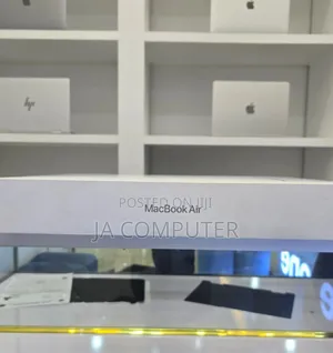 Photo - New Laptop Apple MacBook Air 2024 M3 15-Inch 8GB Apple M3 SSD 256GB