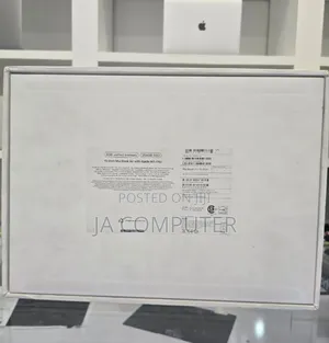 New Laptop Apple MacBook Air 2024 M3 15-Inch 8GB Apple M3 SSD 256GB