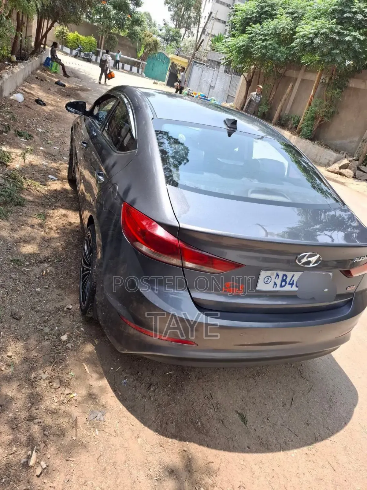 Hyundai Avante 2015 Silver