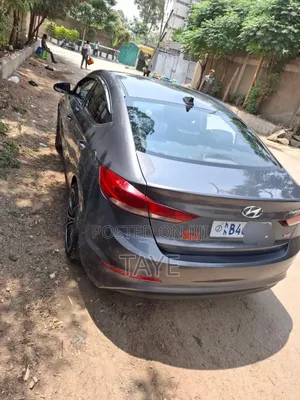 Hyundai Avante 2015 Silver