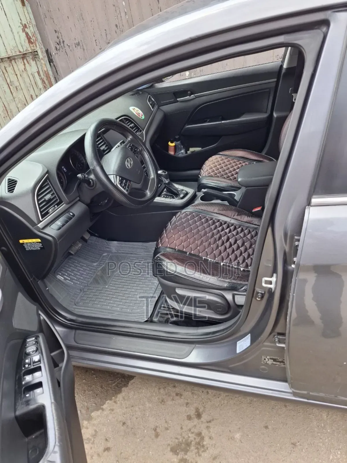 Hyundai Avante 2015 Silver