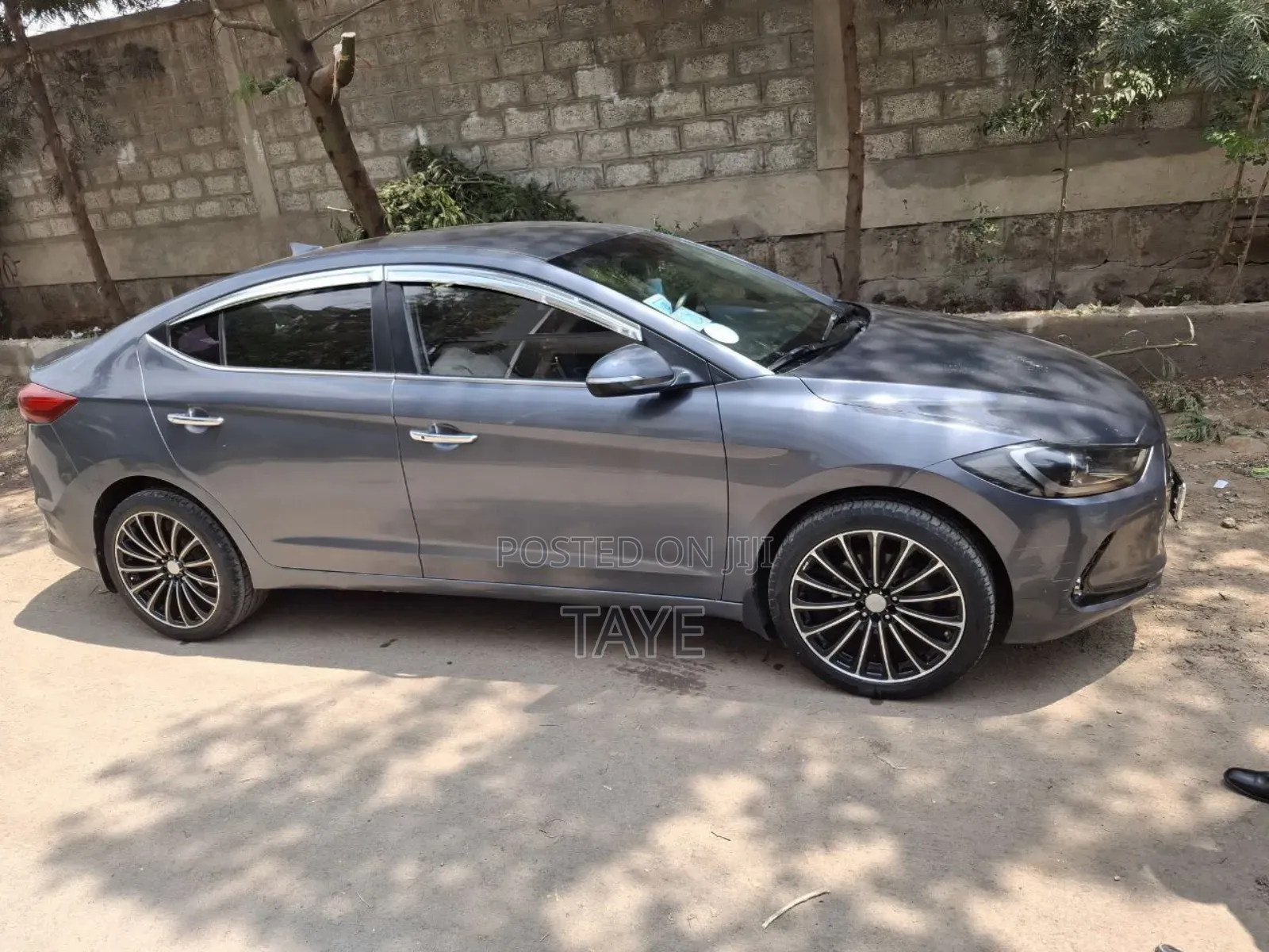 Hyundai Avante 2015 Silver