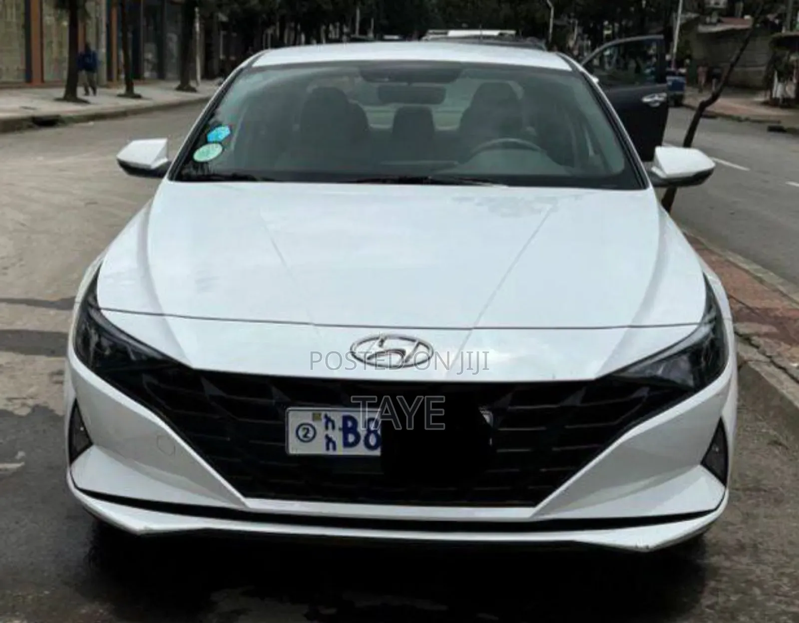 Hyundai Elantra 2021 White