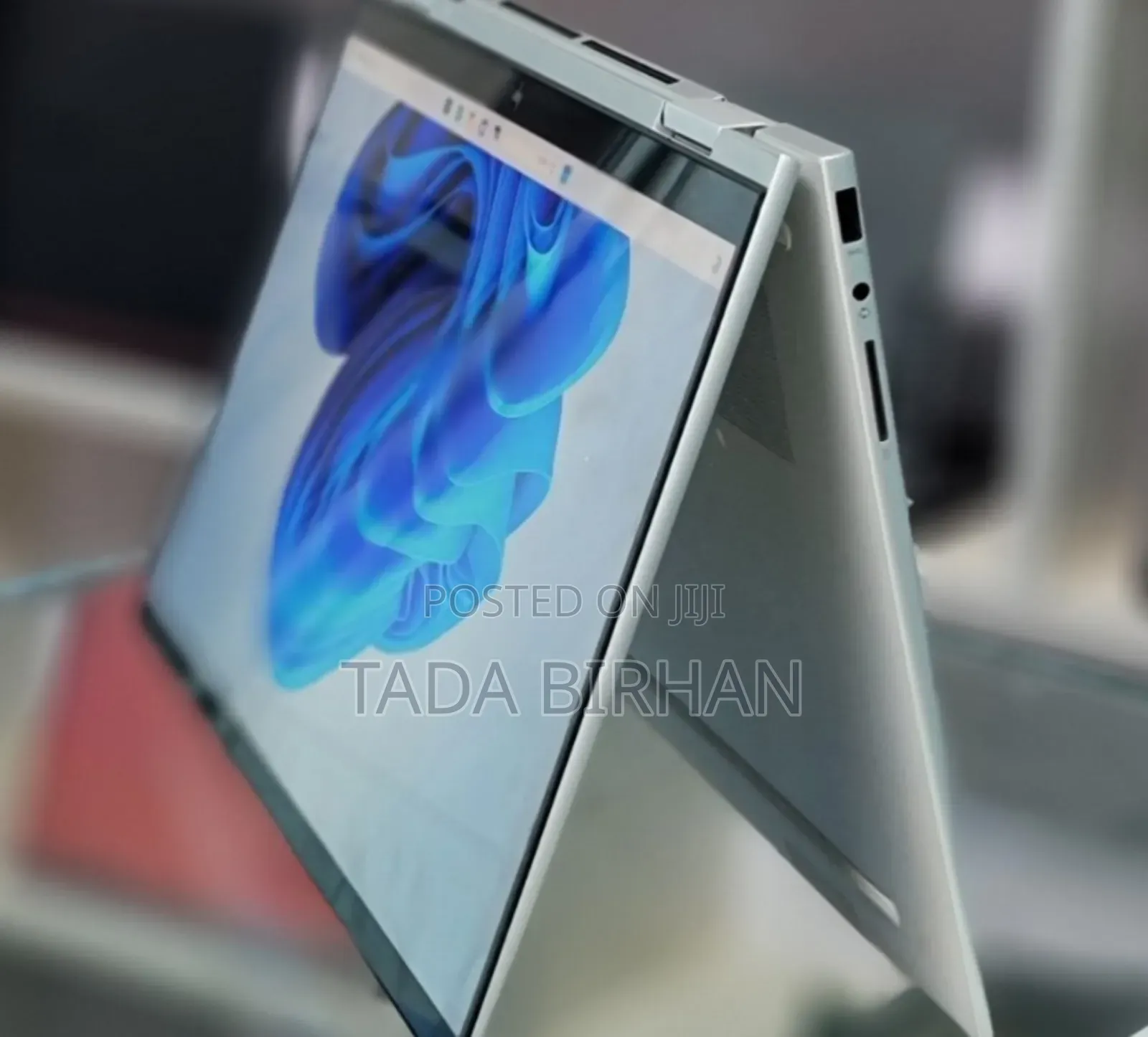 New Laptop HP Envy X360 8GB Intel Core I5 SSD 512GB